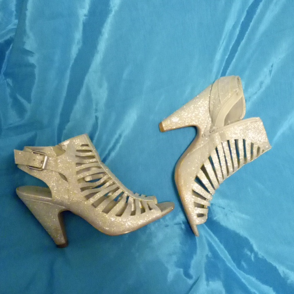Women's bridal formal shoes